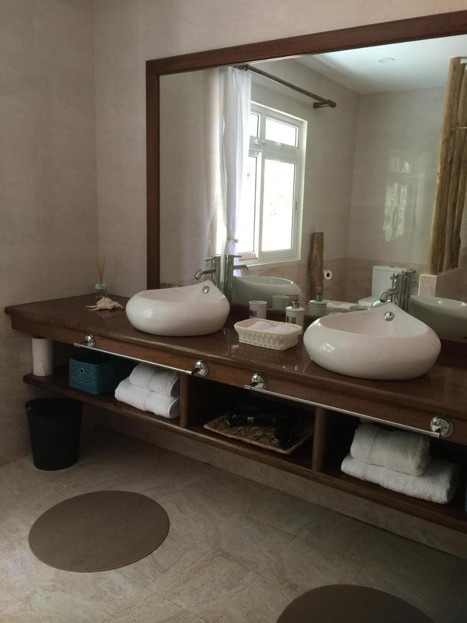 Villa Karibu Au Cap Esterno foto